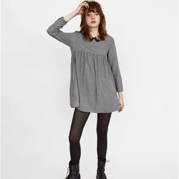 Zara Gingham Babydoll Dress with Embroidered Peter Pan Collar - Picture 1 of 10